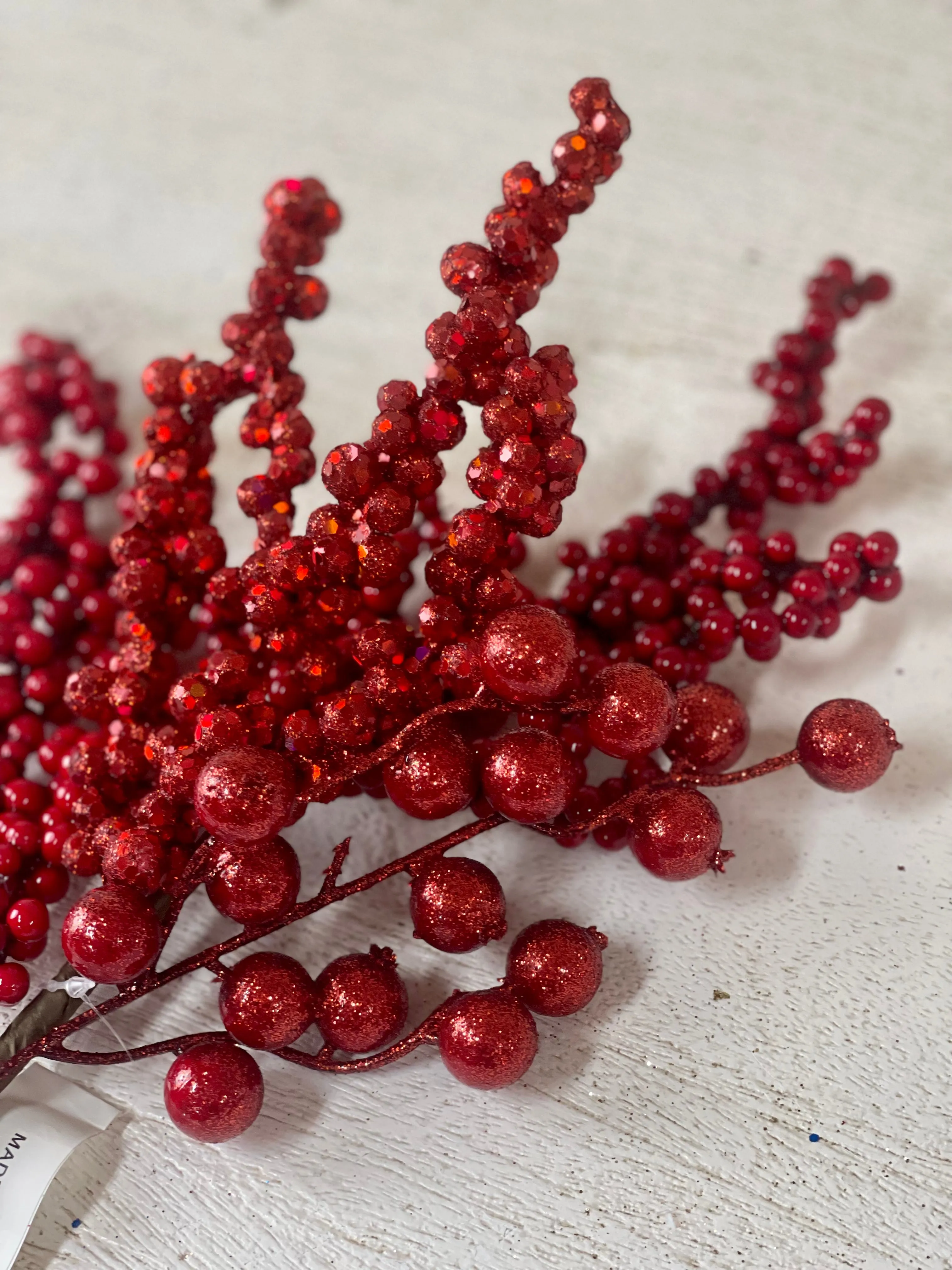 15 Inch Mixed Red Berry Pick