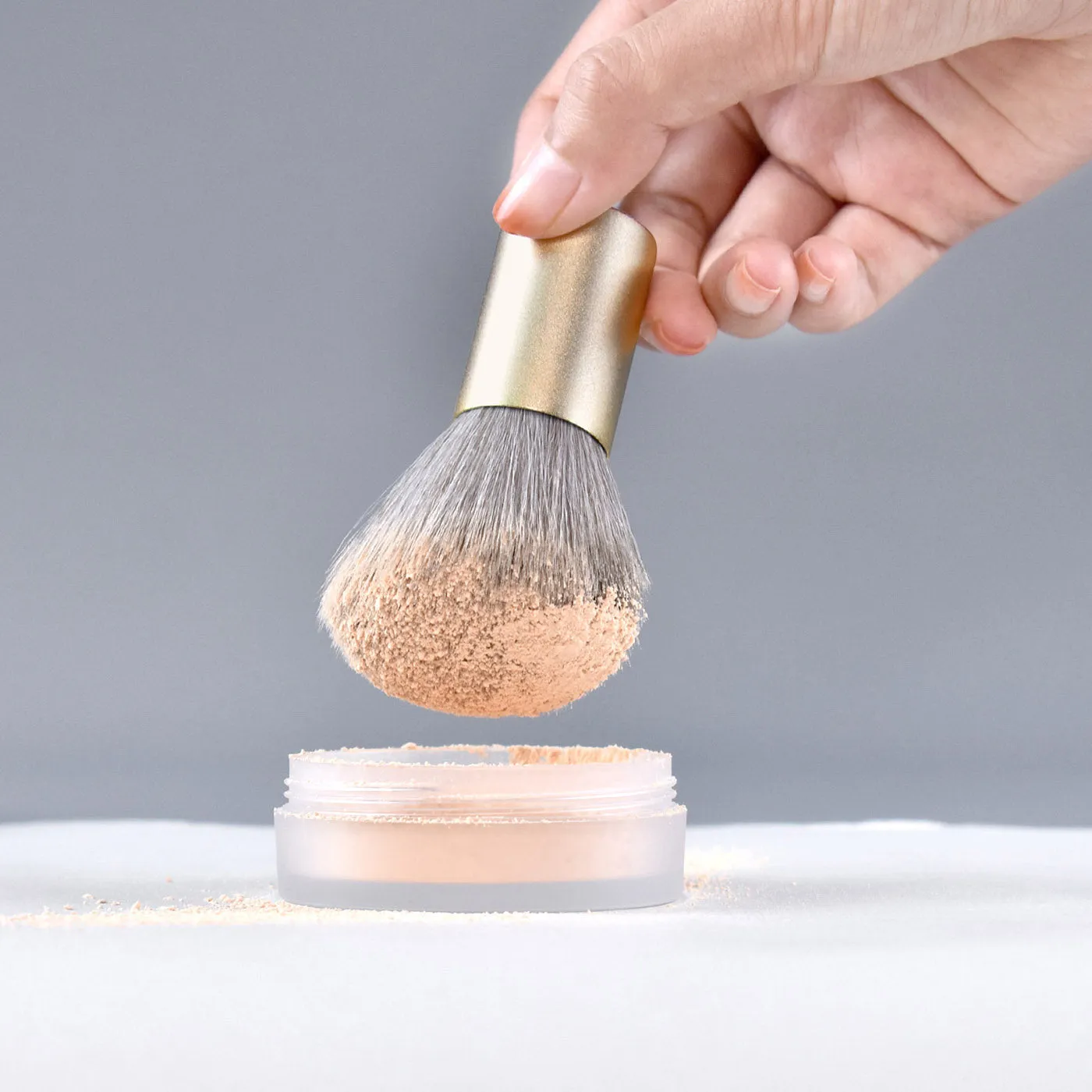 SIXPLUS 5PCS Portable Makeup Brush Set